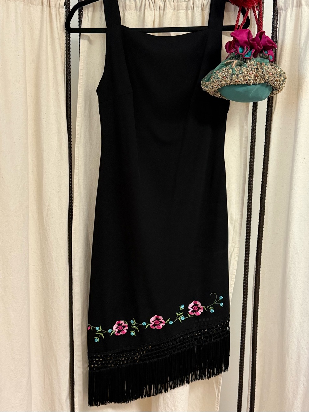 Vintage - Black Backless Dress w/ Floral Embroidery & Asymmetrical Fringe Sz.S
